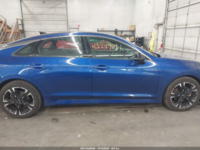 Kia K5 Gt-line Image 13