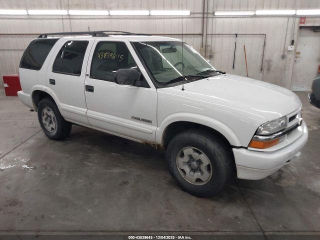  Salvage Chevrolet Blazer