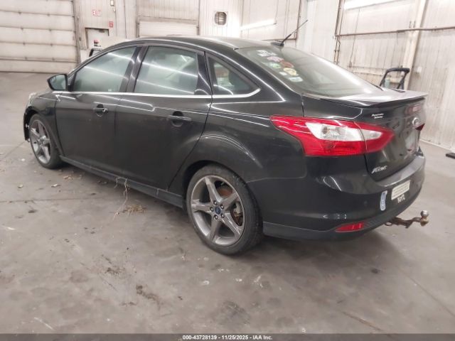 Ford Focus Titanium Image 2