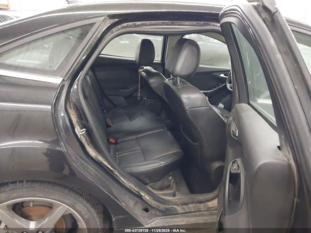 Ford Focus Titanium Image 10