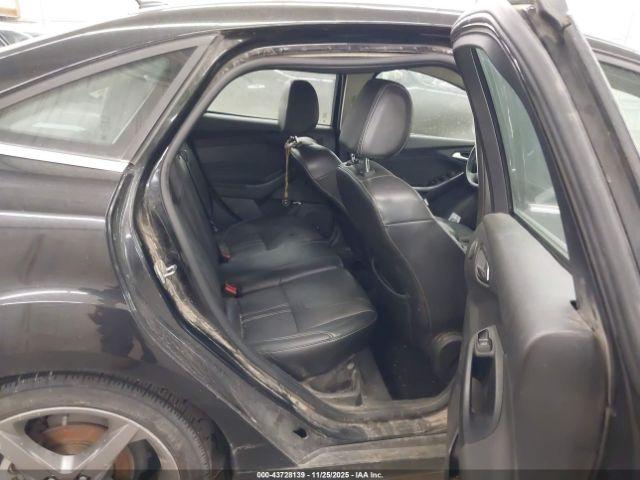 Ford Focus Titanium Image 10