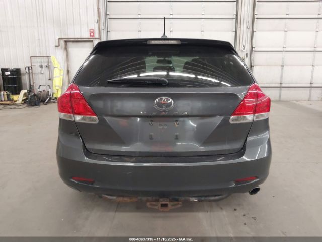 Toyota Venza Image 8