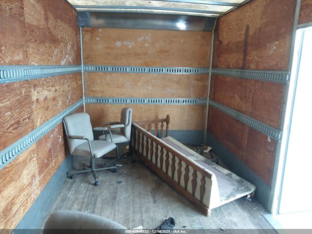 International 4000 4300 Image 12