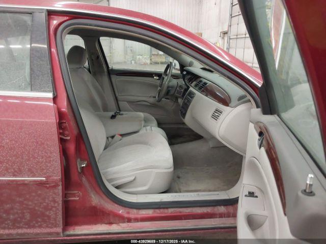 Buick Lucerne Cx Image 6