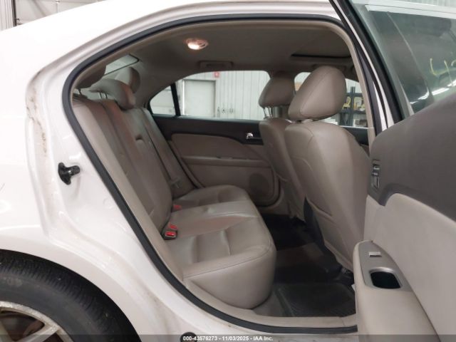 Ford Fusion Sel Image 4