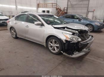  Salvage Nissan Altima