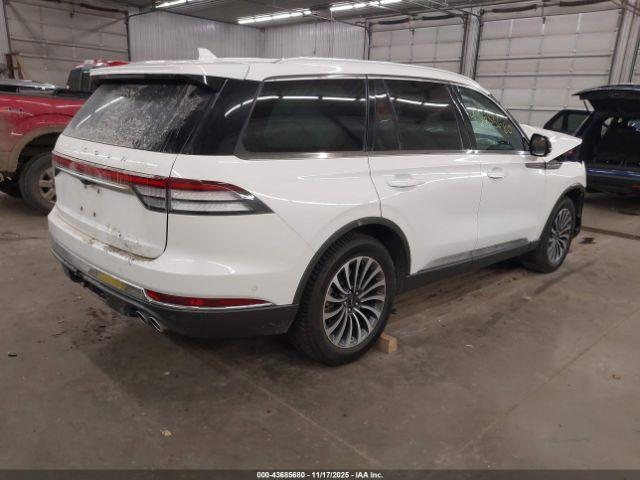 Lincoln Aviator Reserve Image 2
