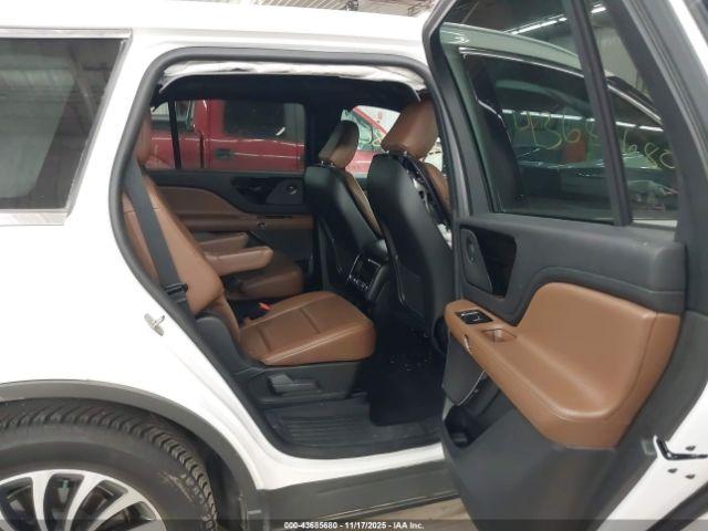 Lincoln Aviator Reserve Image 4