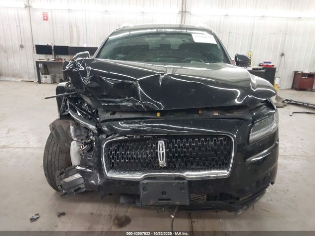 Lincoln Nautilus Reserve Image 16