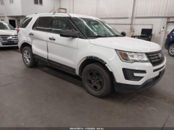  Salvage Ford Utility Police Intercepto