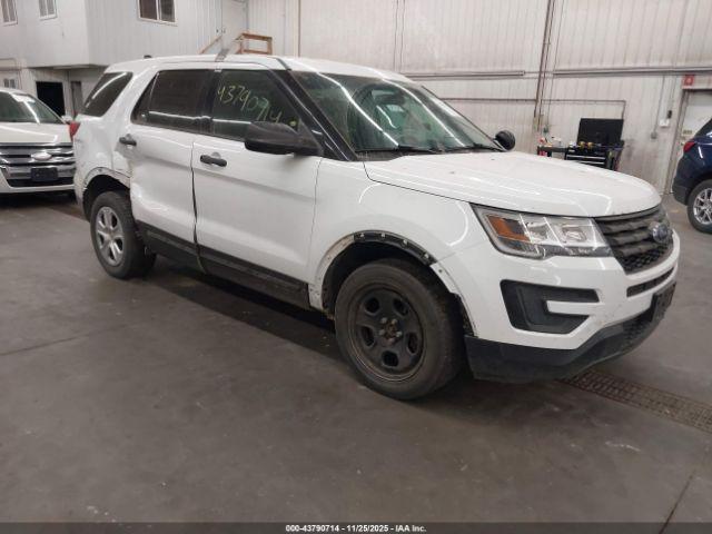  Salvage Ford Utility Police Intercepto