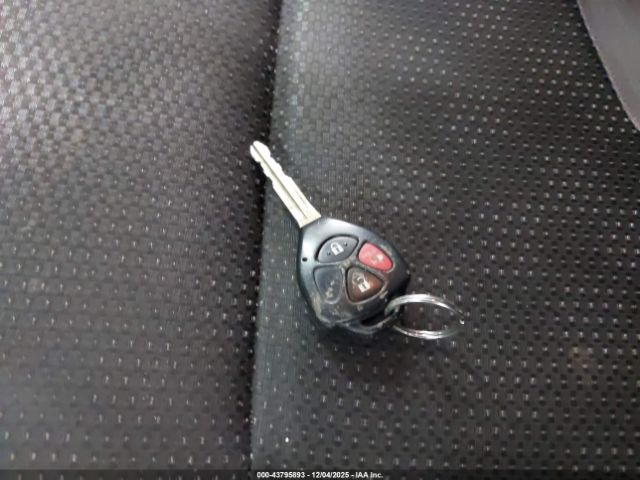 Pontiac Vibe Image 13