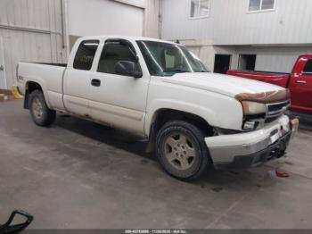  Salvage Chevrolet Silverado 1500
