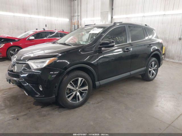 Toyota RAV4 Xle Image 3