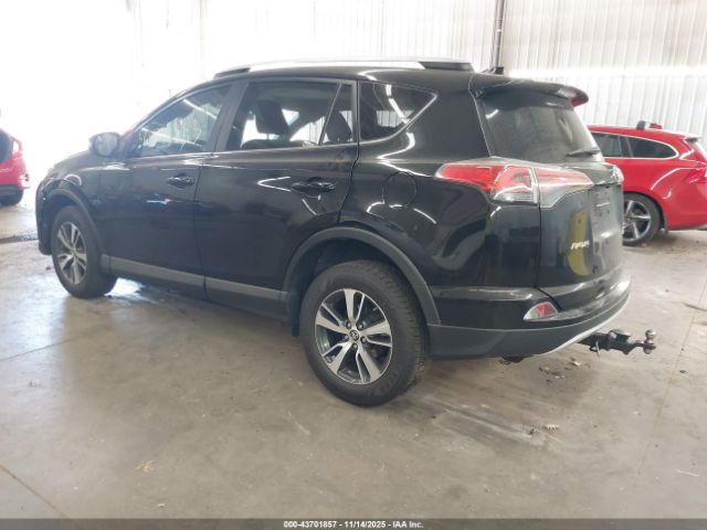 Toyota RAV4 Xle Image 2