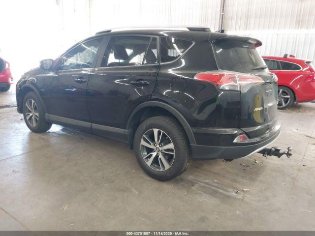 Toyota RAV4 Xle Image 2