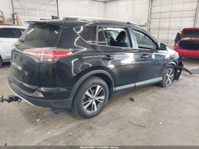 Toyota RAV4 Xle Image 4