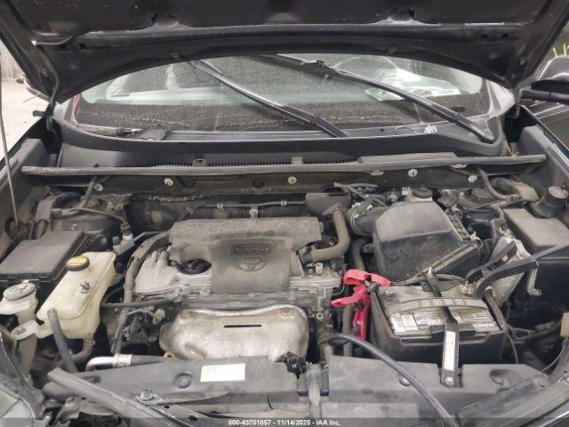 Toyota RAV4 Xle Image 8