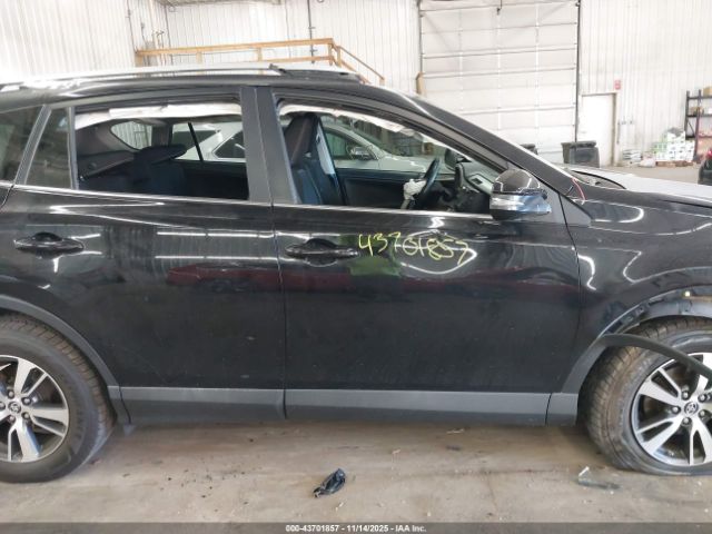 Toyota RAV4 Xle Image 13