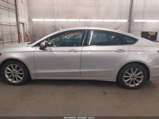 Ford Fusion Se Image 13