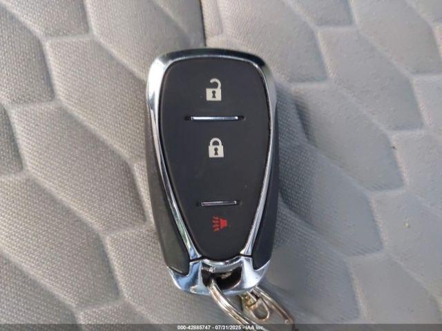 Chevrolet Equinox Awd Ls Image 6