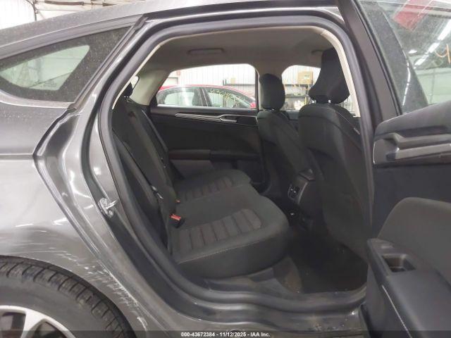 Ford Fusion Se Image 7