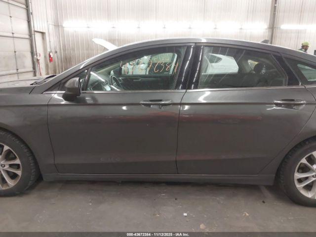 Ford Fusion Se Image 14