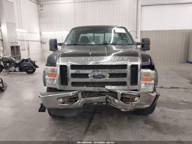 Ford F-350 Image 4