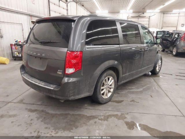 Dodge Grand Caravan Sxt Image 4