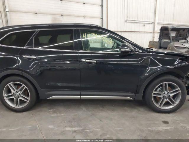 Hyundai SANTA FE Limited Ultimate Image 14