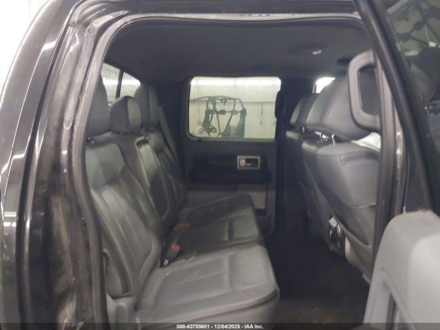 Ford F-150 Platinum Image 9