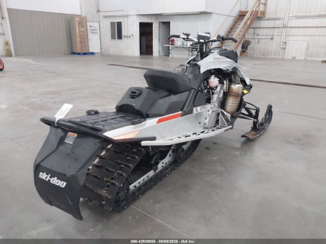 Ski-doo Mx Z 600 Image 2