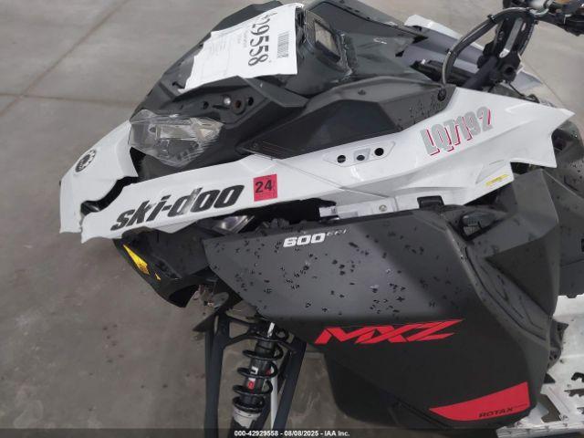 Ski-doo Mx Z 600 Image 5