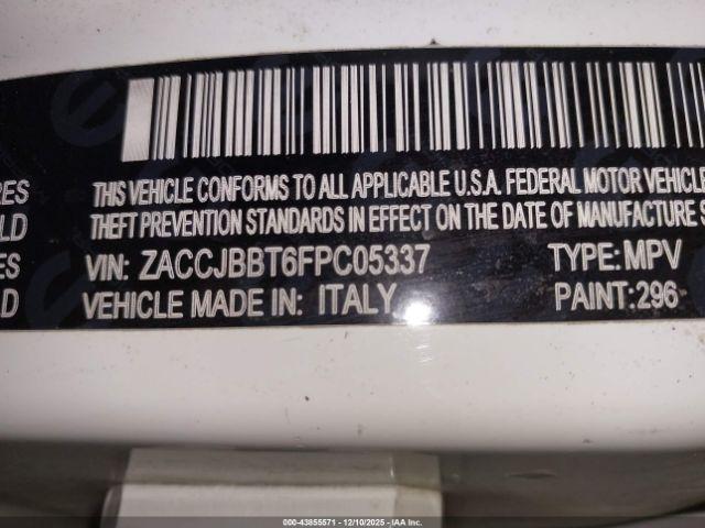 Jeep Renegade Latitude Image 3