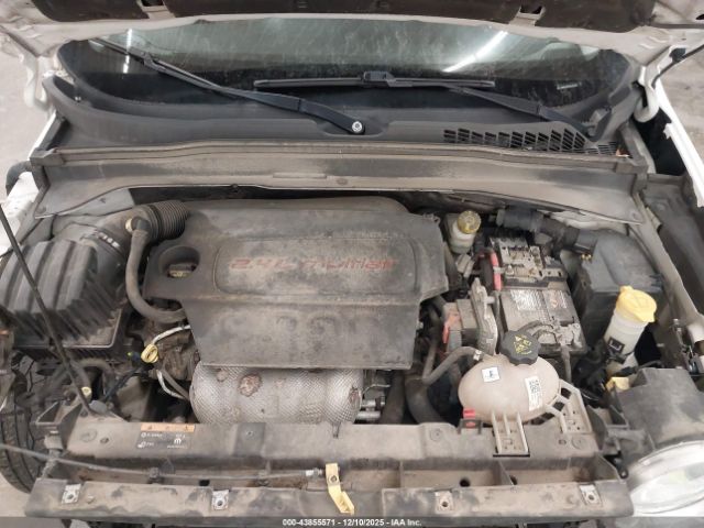 Jeep Renegade Latitude Image 8