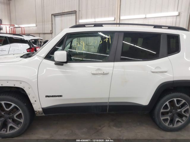 Jeep Renegade Latitude Image 9