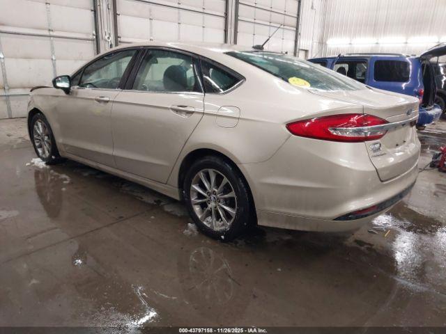 Ford Fusion Se Image 5