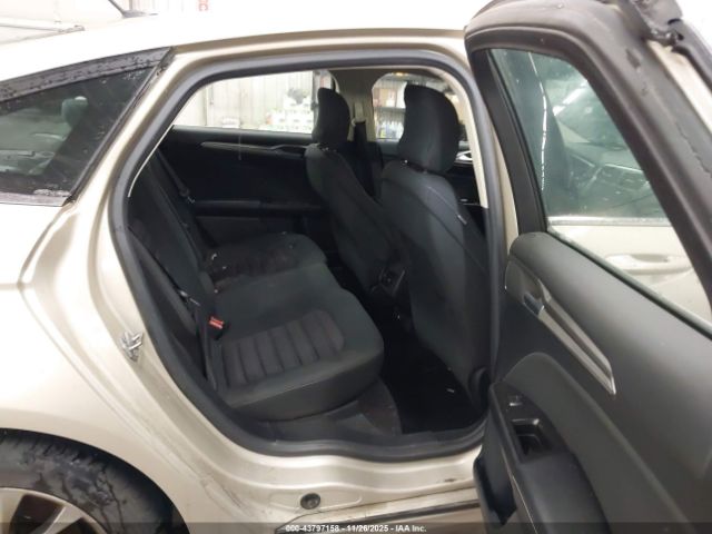 Ford Fusion Se Image 10