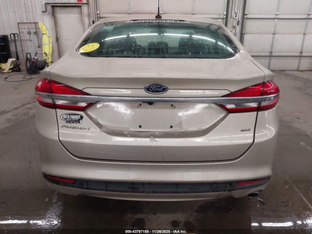 Ford Fusion Se Image 7