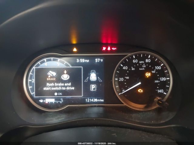 Nissan Kicks Sv Image 4