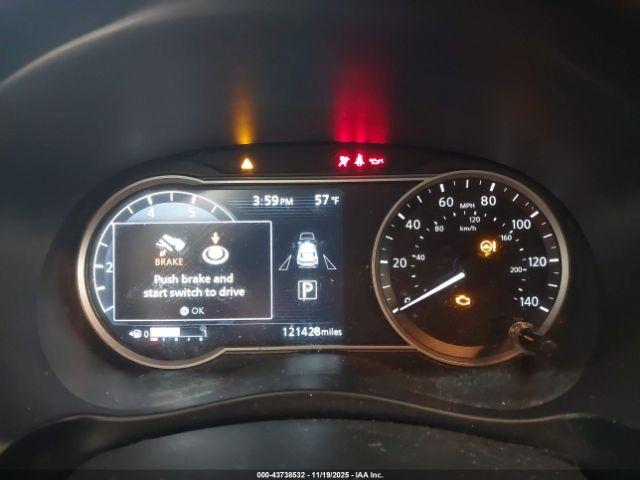 Nissan Kicks Sv Image 4