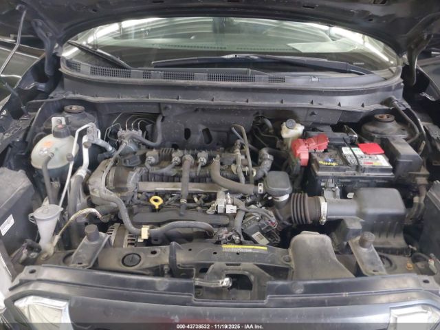 Nissan Kicks Sv Image 15