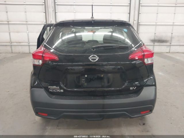 Nissan Kicks Sv Image 10