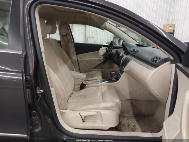 Volkswagen Passat Komfort Image 14