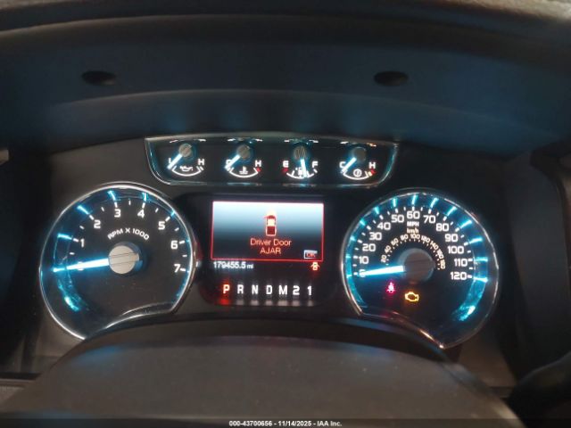 Ford F-150 Lariat Image 15