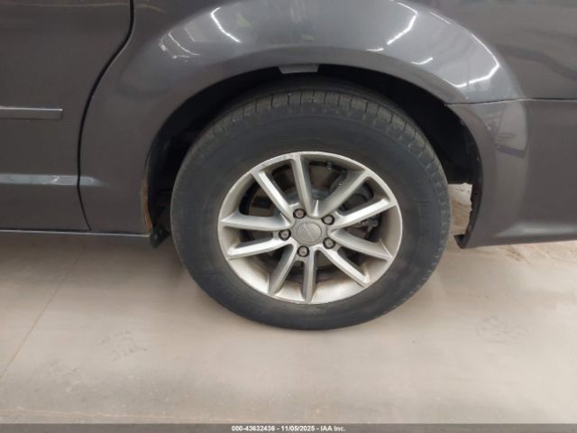 Dodge Grand Caravan Sxt 30th Anniversary Image 10