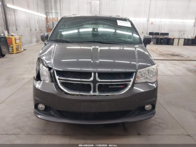 Dodge Grand Caravan Sxt 30th Anniversary Image 6