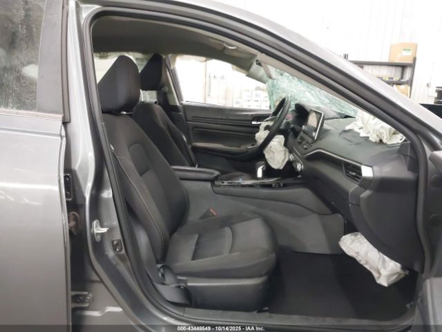 Nissan Altima S Fwd Image 9