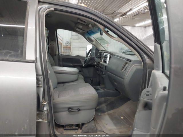 Dodge Ram 3500 Image 13