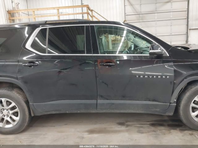 Chevrolet Traverse Awd Lt Cloth Image 10
